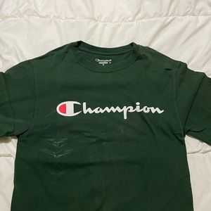 Champion Dark Green Tee in Size Small